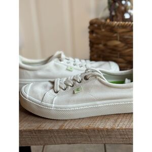Cariuma Canvas‎ Sneakers Size 7.5